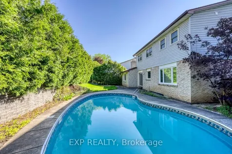 1269 Abbey Court Burlington ON L7P 3R4
