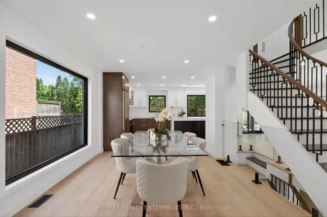 101 Waldie Road Oakville ON L6L 6G5