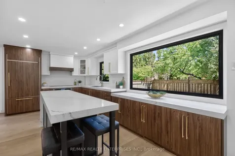101 Waldie Road Oakville ON L6L 6G5