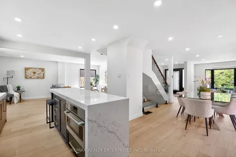 101 Waldie Road Oakville ON L6L 6G5