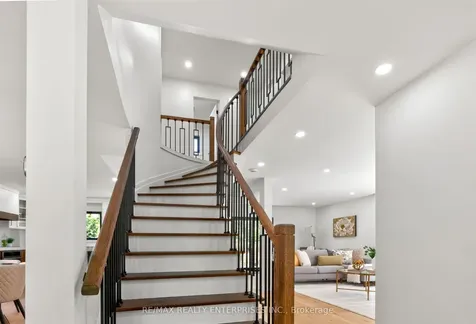 101 Waldie Road Oakville ON L6L 6G5