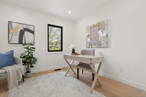 101 Waldie Road Oakville ON L6L 6G5