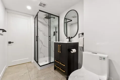 101 Waldie Road Oakville ON L6L 6G5