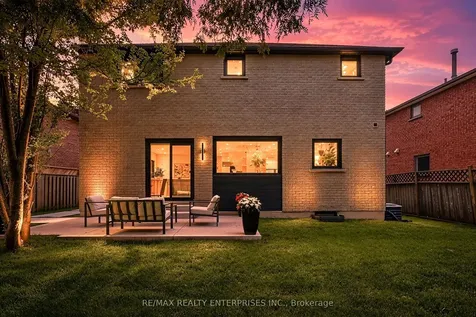 101 Waldie Road Oakville ON L6L 6G5
