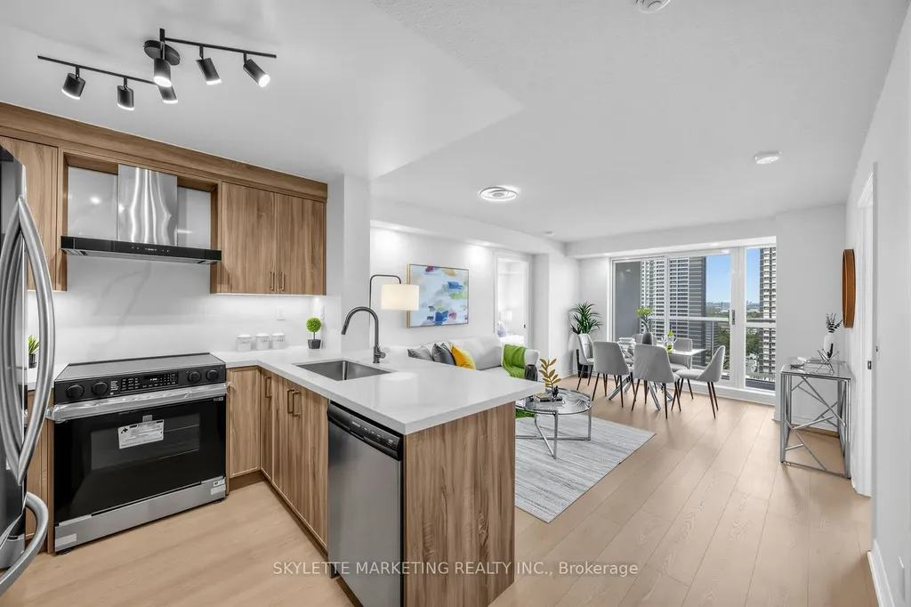 5 Michael Power Place Toronto ON M9A 0A3