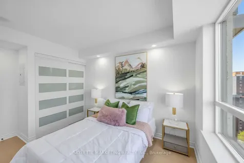 5 Michael Power Place Toronto ON M9A 0A3