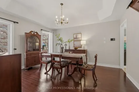 73 North Ridge Crescent Halton Hills ON L7G 6E6