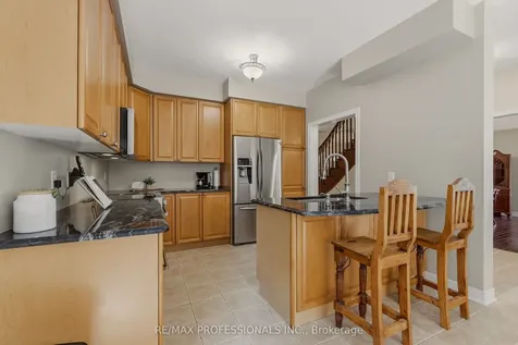 73 North Ridge Crescent Halton Hills ON L7G 6E6