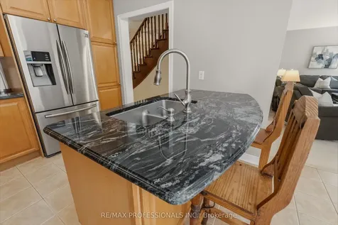 73 North Ridge Crescent Halton Hills ON L7G 6E6
