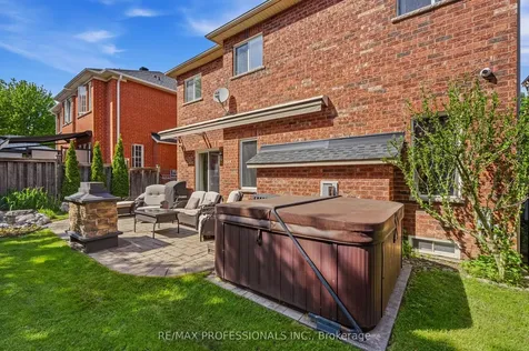 73 North Ridge Crescent Halton Hills ON L7G 6E6
