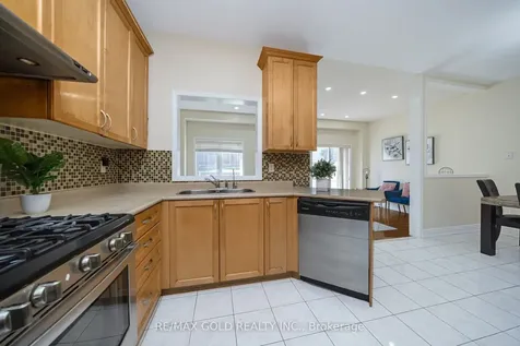 30 Grover Road Brampton ON L6Y 5R4