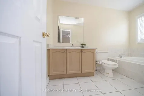 30 Grover Road Brampton ON L6Y 5R4