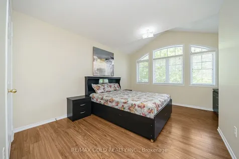 30 Grover Road Brampton ON L6Y 5R4