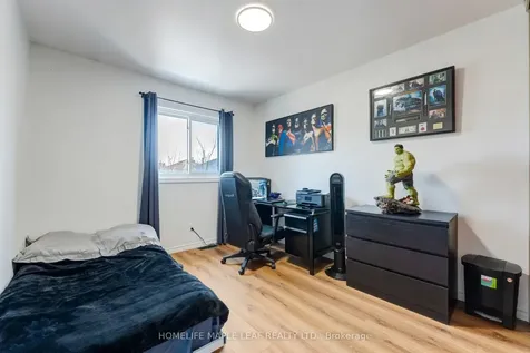 121 Falconer Drive Mississauga ON L5N 2K8