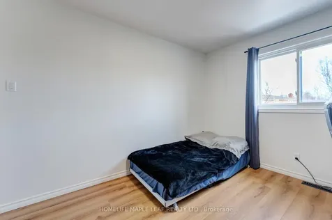 121 Falconer Drive Mississauga ON L5N 2K8