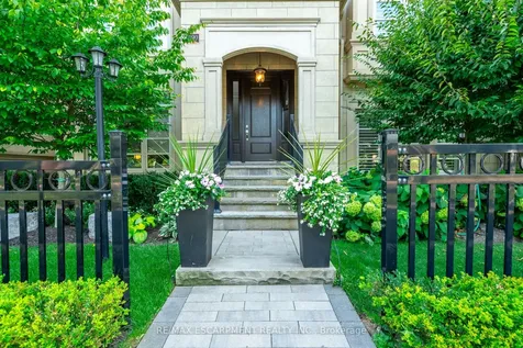 190 Dorval Drive Oakville ON L6K 0H3