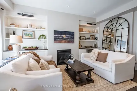 190 Dorval Drive Oakville ON L6K 0H3