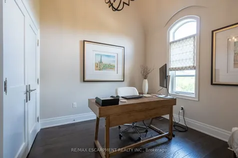 190 Dorval Drive Oakville ON L6K 0H3