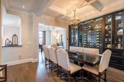 190 Dorval Drive Oakville ON L6K 0H3