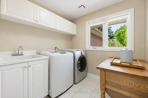 10 Cranston Drive Caledon ON L7C 1P8