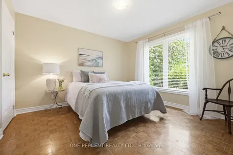 10 Cranston Drive Caledon ON L7C 1P8