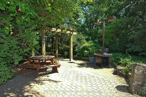 250 Webb Drive Mississauga ON L5B 3Z4