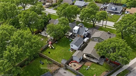2074 Churchill Avenue Burlington ON L7R 3T7