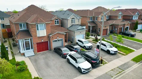 59 Olympia Crescent Brampton ON L6X 4W2