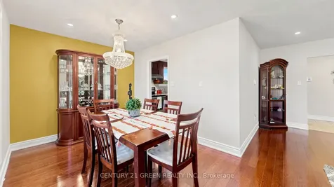 95 Kearney Drive Toronto ON M9W 5K1