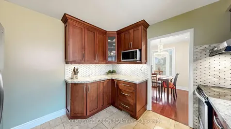 95 Kearney Drive Toronto ON M9W 5K1