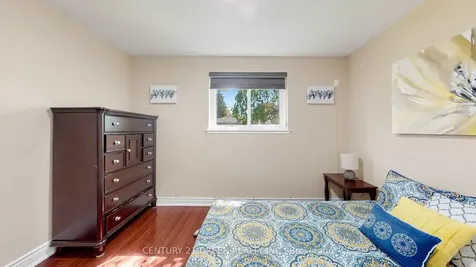95 Kearney Drive Toronto ON M9W 5K1