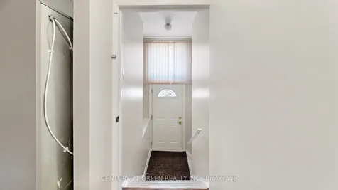 95 Kearney Drive Toronto ON M9W 5K1