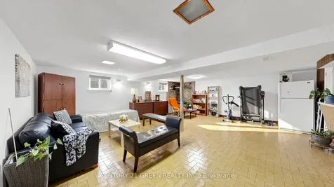 95 Kearney Drive Toronto ON M9W 5K1