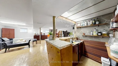 95 Kearney Drive Toronto ON M9W 5K1