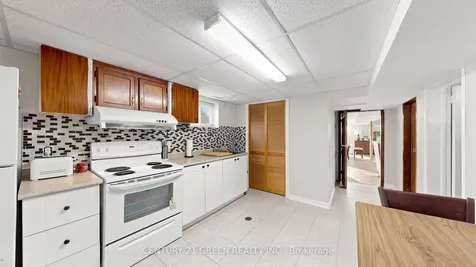 95 Kearney Drive Toronto ON M9W 5K1