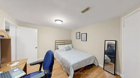 95 Kearney Drive Toronto ON M9W 5K1