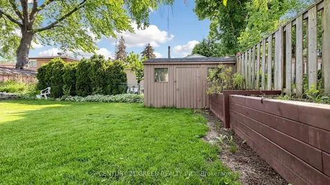 95 Kearney Drive Toronto ON M9W 5K1