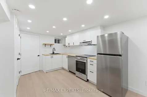 148 Ascot Avenue Toronto ON M6E 1G4