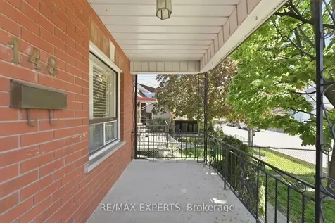 148 Ascot Avenue Toronto ON M6E 1G4