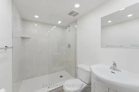 148 Ascot Avenue Toronto ON M6E 1G4