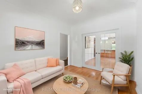 148 Ascot Avenue Toronto ON M6E 1G4