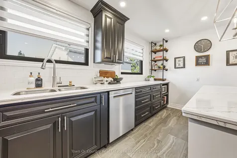 729 Coulson Avenue Milton ON L9T 4J3