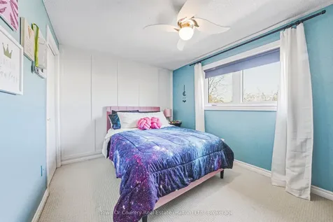 729 Coulson Avenue Milton ON L9T 4J3