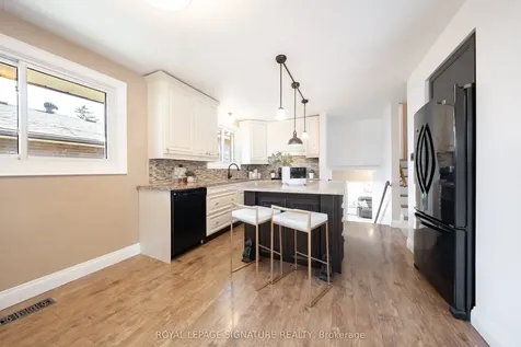 2002 Ingledale Road Mississauga ON L5J 2H2
