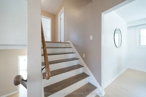 2002 Ingledale Road Mississauga ON L5J 2H2
