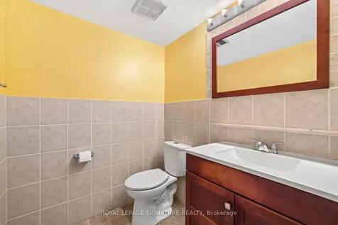 2556 Argyle Road Mississauga ON L5B 2H6