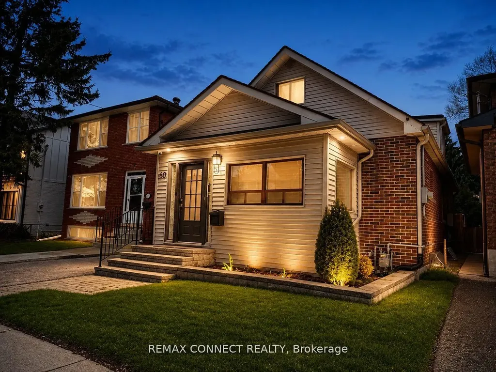 60 Woodbury Road Toronto ON M8W 1X7