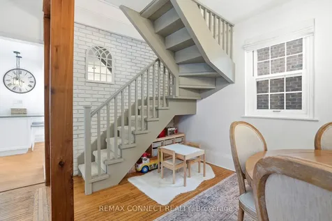 60 Woodbury Road Toronto ON M8W 1X7