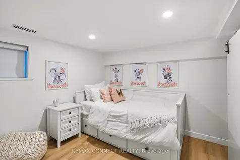 60 Woodbury Road Toronto ON M8W 1X7
