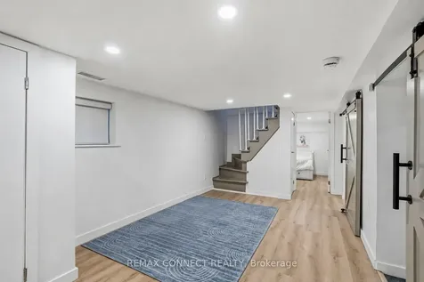 60 Woodbury Road Toronto ON M8W 1X7